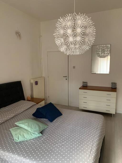 Appartamento Centralissimo Elegante Terni Exterior foto